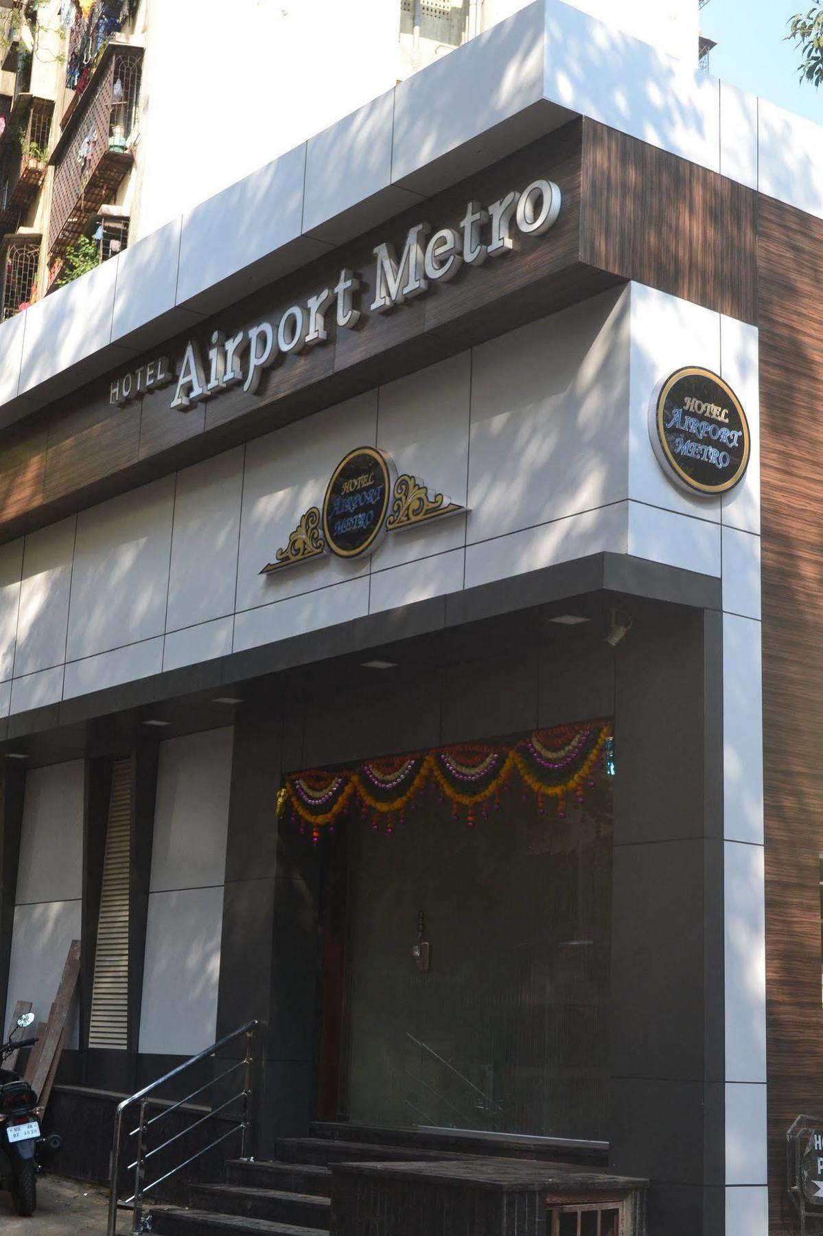 Airport Metro Hotel Мумбаї Екстер'єр фото